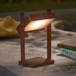 Nordlux Saulio LED tafellamp op zonne-energie, bruin, IP44, aluminium, USB, accu